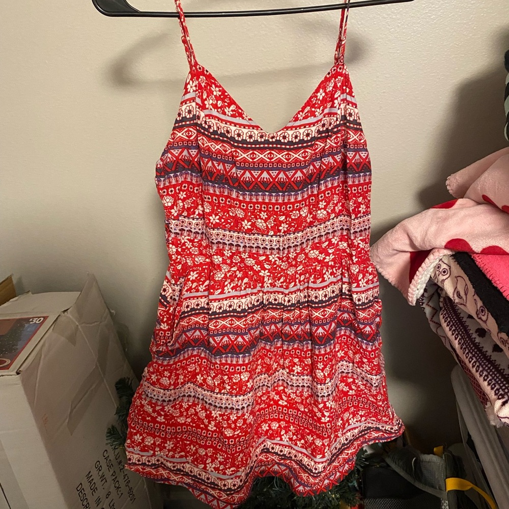 No Boundaries short mini dress. Red, white, and blue. Size Large.‎ Has pockets!